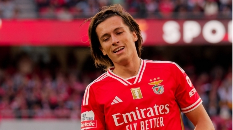 benfikadan-manchester-yunaytede-keche-biler