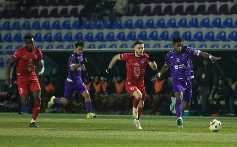 zire-50-ci-sefer-qelebesini-qazanib