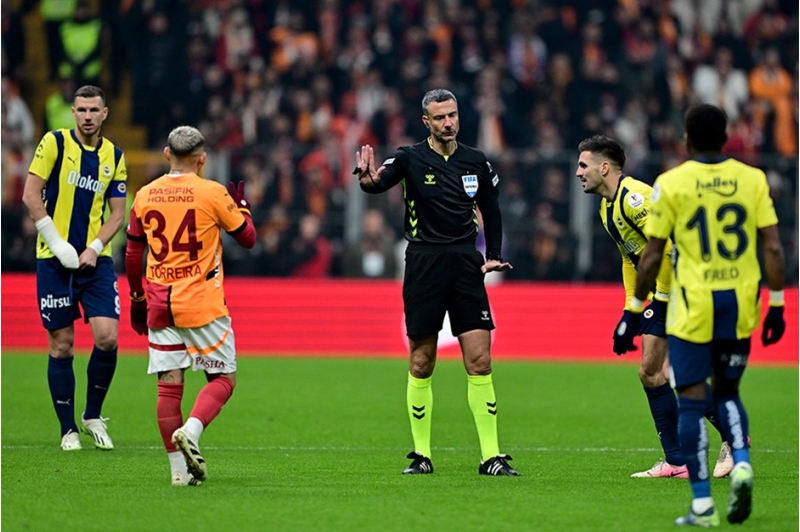 qalatasaray-fenerbagcha-matchinda-qalib-mueyyenleshmeyib