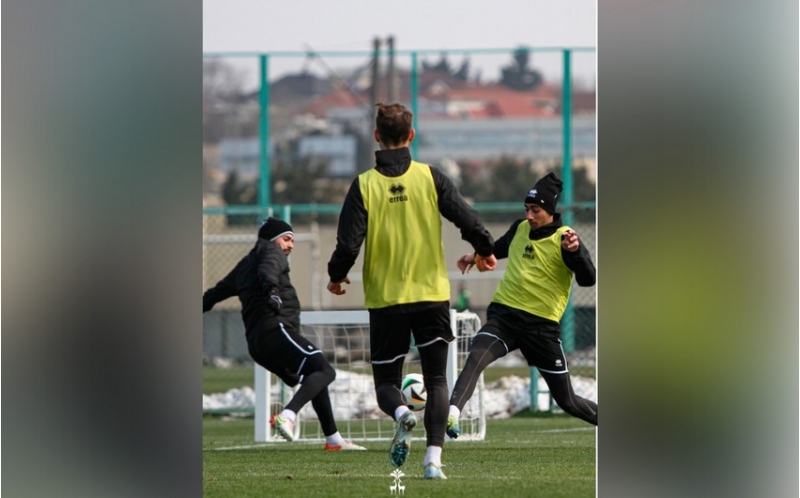 -neftchi-kepezle-oyuna-itki-ile-chixacaq