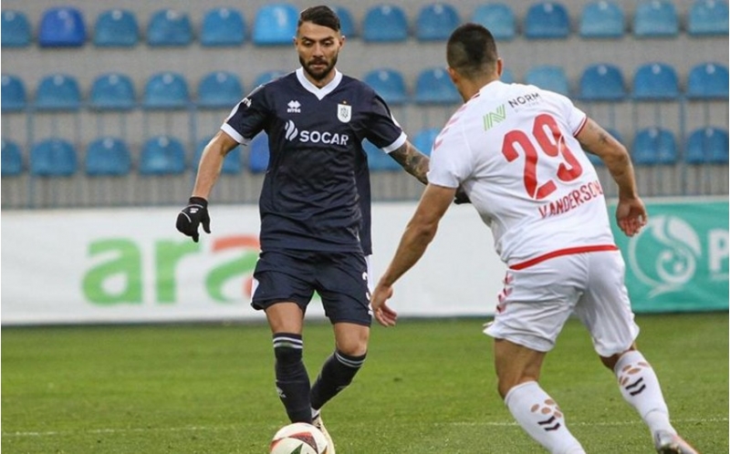 neftchinin-futbolchusu-azerbaycan-chempionatlarinda-100-cu-oyununu-kechirib