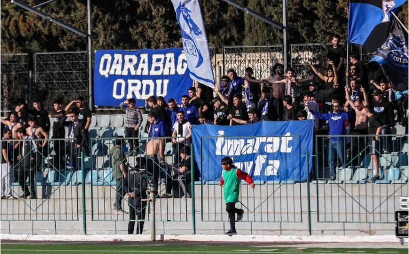 qarabag-ve-sumqayit-klublari-cerimelenibler