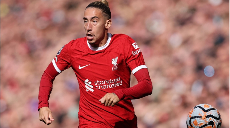 liverpul-mudafiechisi-ile-yollarini-ayiracaq