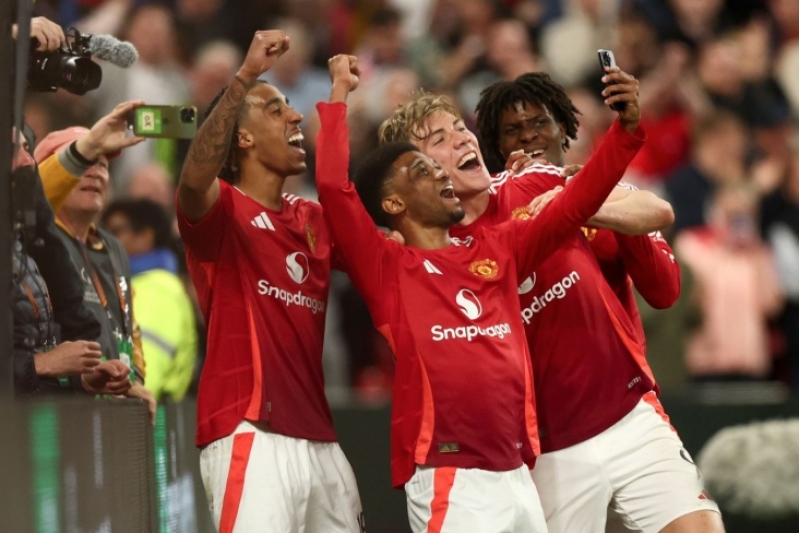 manchester-yunayted-atletik-seddini-bele-adladi