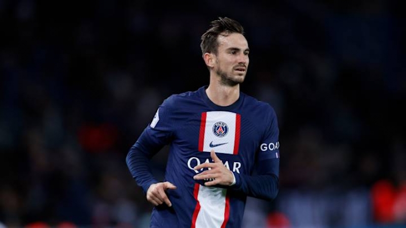 el-nesr-psj-den-futbolchu-transfer-etmek-isteyir