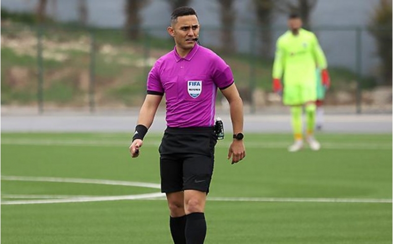 fifa-referimiz-avropa-chempionatinin-matchina-teyinat-alib