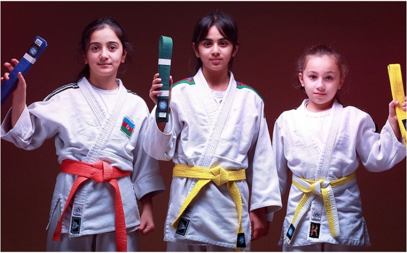 bakida-kemer-dereceleri-uzre-imtahan-kechirilecek