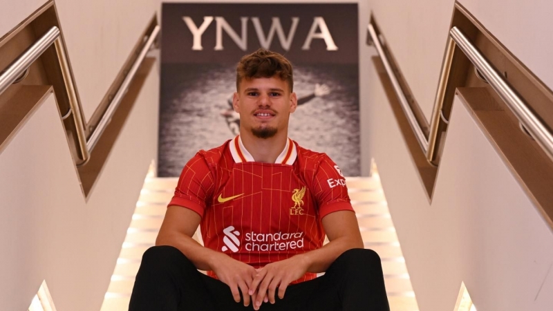 liverpul-yeni-transferini-achiqlayib