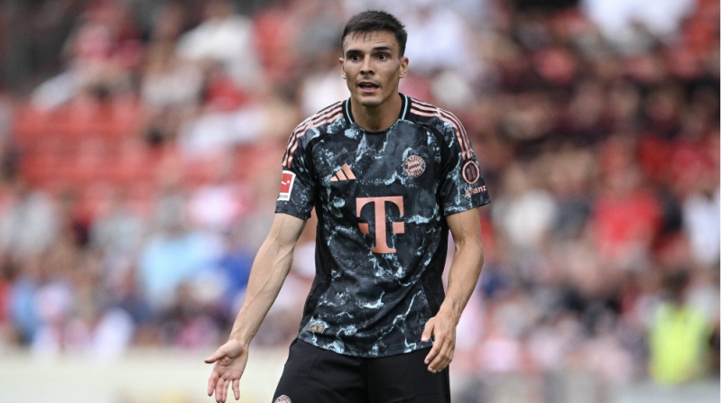 arsenal-bavariyadan-futbolchu-alir