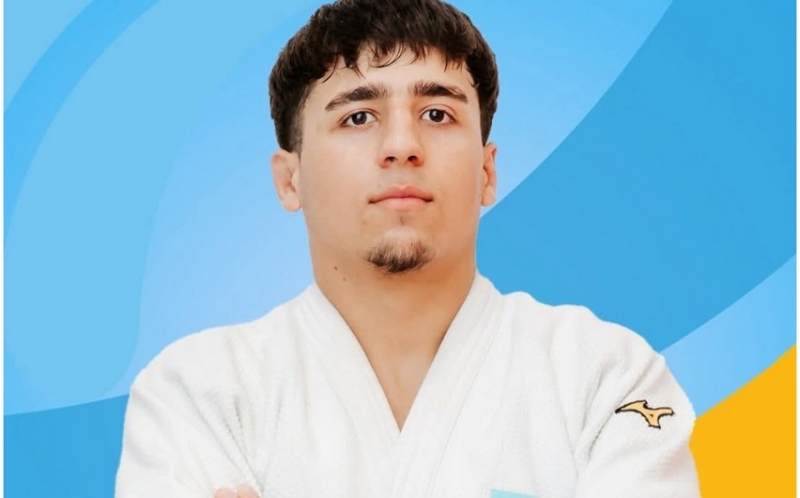 cudochumuz-eyof-da-ermeni-reqibine-ipponla-qalib-gelib