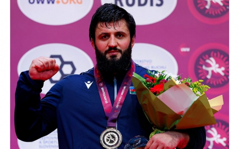 azerbaycanin-olimpiya-mukafatchisi-polshada-kechirilen-turnirde-qizil-medal-qazanib