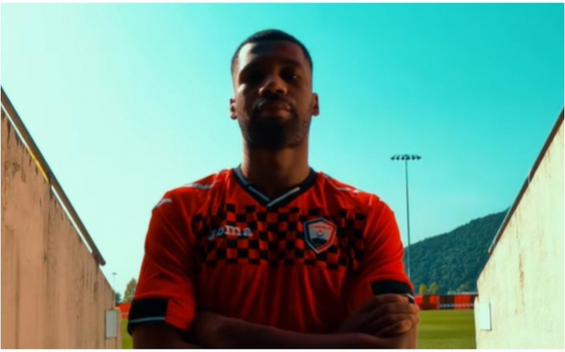 qebele-yeni-transferini-achiqlayib-2