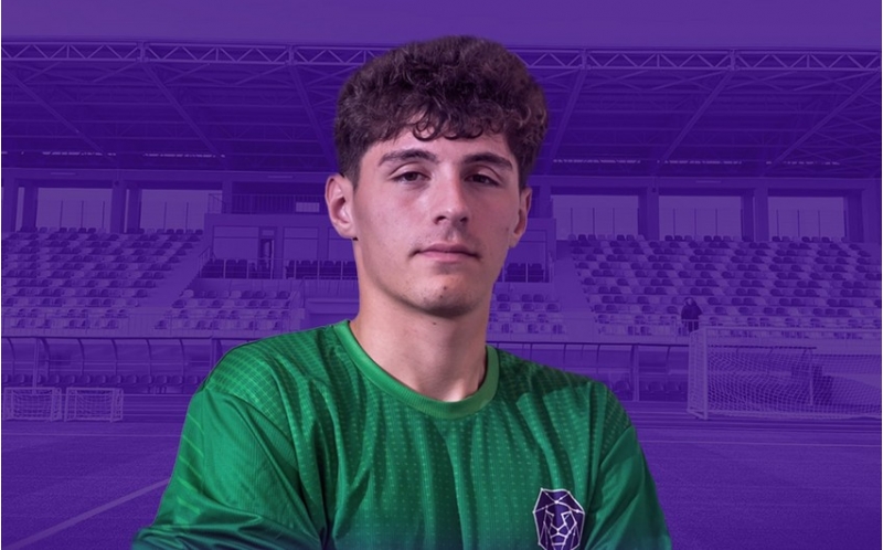 shamaxi-futbolchusu-ile-vidalashib