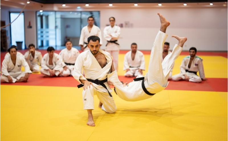 beynelxalq-cudo-federasiyasi-akademiyasinin-bakida-daha-bir-seminari-bash-tutub