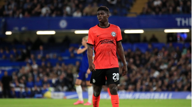manchester-yunayted-kamerunlu-futbolchu-ile-maraqlanir