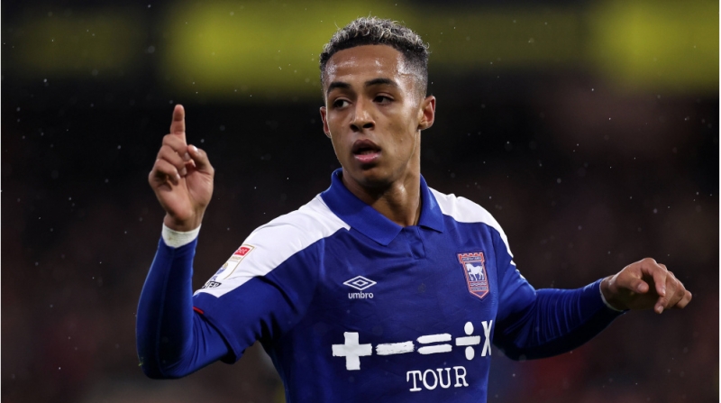 nottingem-forestden-yeni-transfer