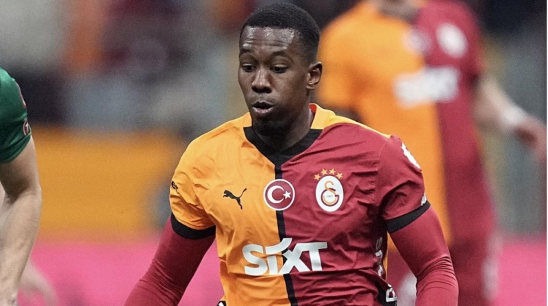 qalatasaray-futbolchusunu-8-milyon-avroya-satdi