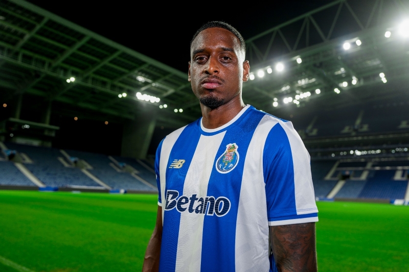 porto-yeni-transferini-achiqlayib-2