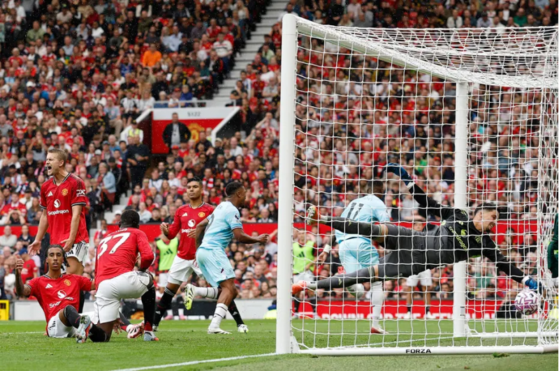 manchester-yunaytedden-onemli-3-xal