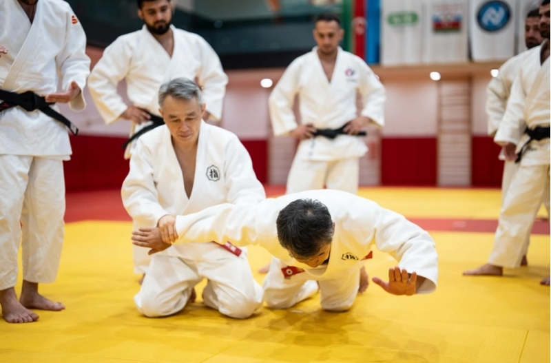 acf-nin-teshkilatchiligi-ile-bakida-kodokan-mutexessislerinin-ishtiraki-ile-ne-vaza-uzre-seminar-bashlayib
