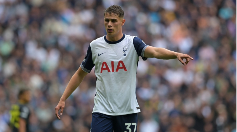 tottenhem-bu-futbolchuya-gore-70-milyon-avro-teleb-edir