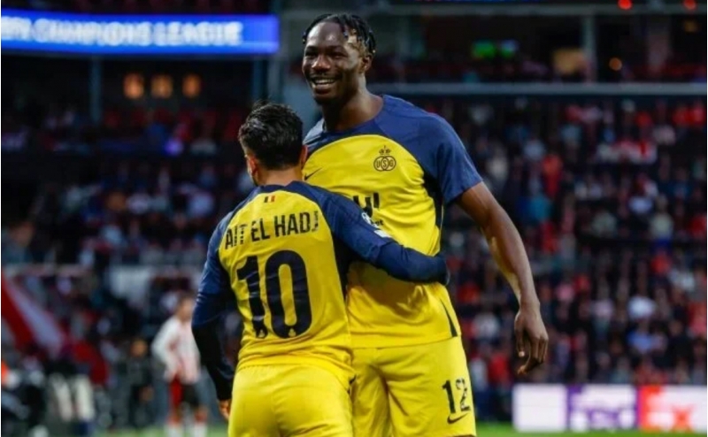 psv-oz-meydaninda-meglub-oldu
