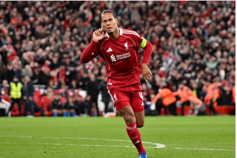 van-deykin-son-deqiqelerde-vurdugu-qol-liverpula-qelebe-qazandirdi