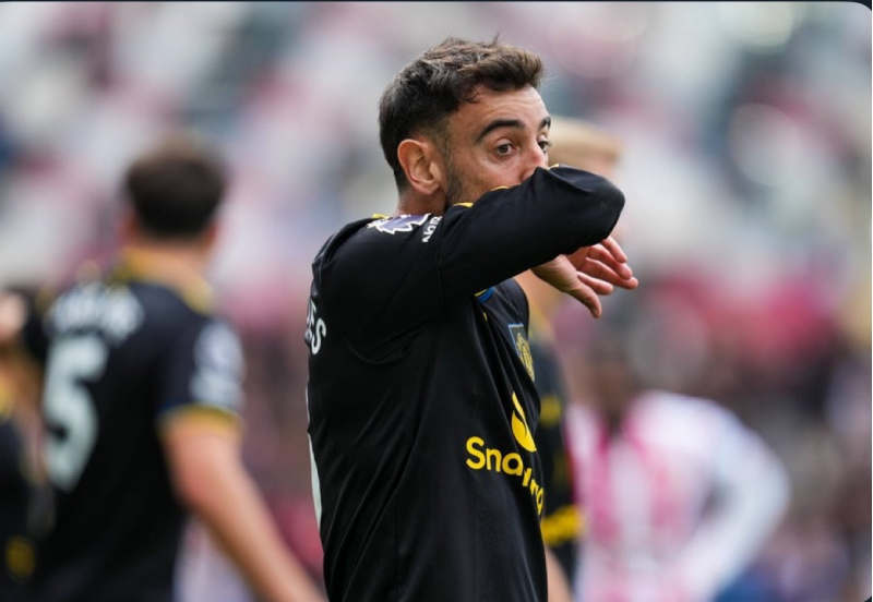 brentford-manchester-yunaytedi-meglub-etdi
