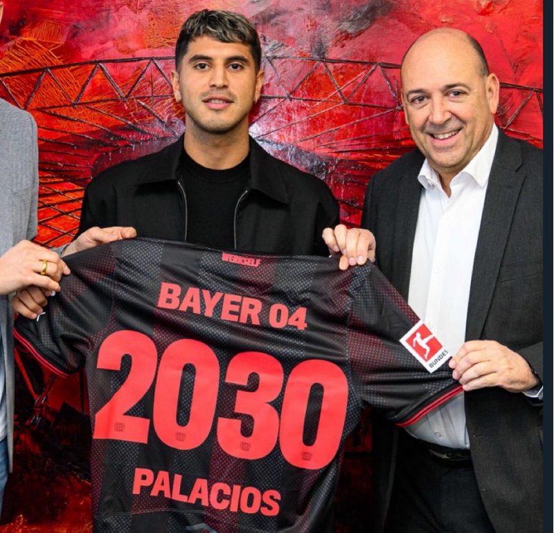 bayer-futbolchusu-ile-yeni-muqavile-baglayib