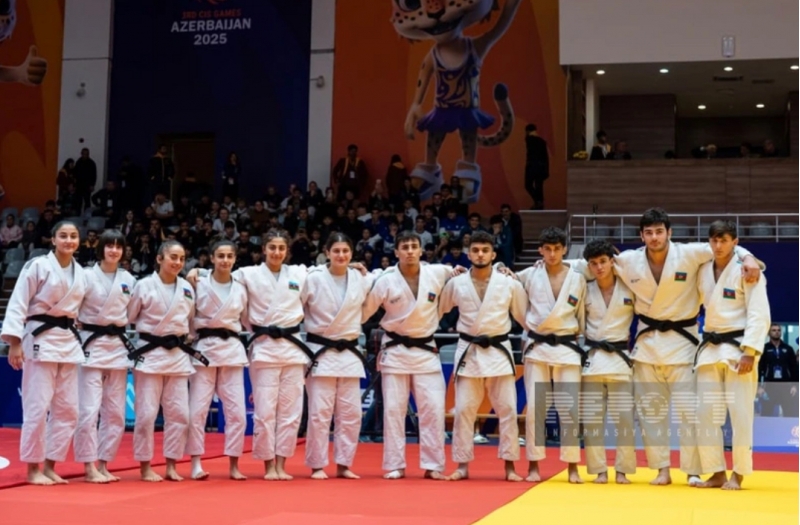 azerbaycan-millisi-qarishiq-komanda-novunde-finala-yukselib