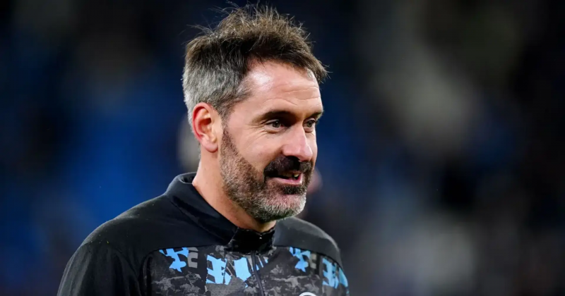 manchester-sitinin-futbolchusu-karyerasini-basha-vurub