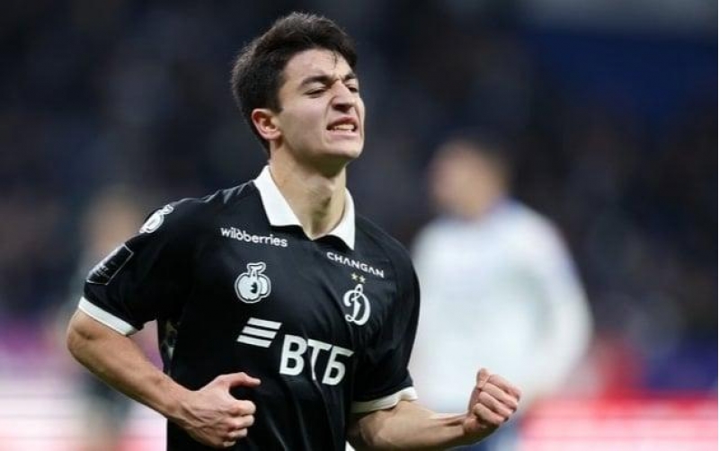 azerbaycanli-futbolchunun-rusiyada-qol-shousu