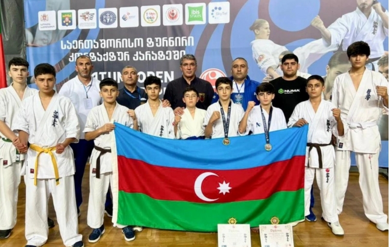 azerbaycan-karatechileri-gurcustanda-kechirilen-beynelxalq-turnirde-2-medal-qazaniblar