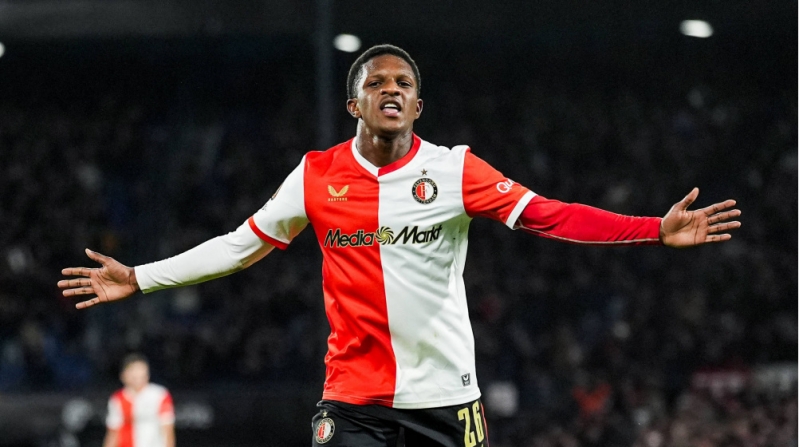 feyenoordun-19-yashli-oyunchusu-avropa-nehenglerinin-radarina-dushub