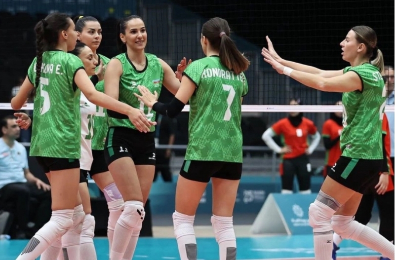 azerbaycanin-voleybol-millisi-gumush-medal-qazanib