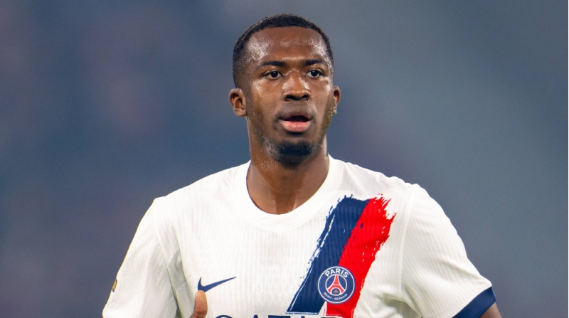 psj-futbolchusu-ile-nigah-tezeledi