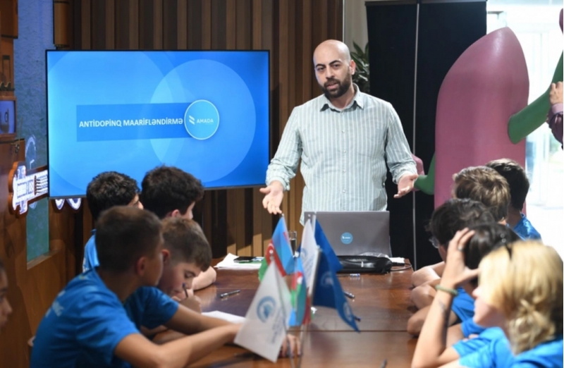 amada-avarchekenler-uchun-seminar-teshkil-edib