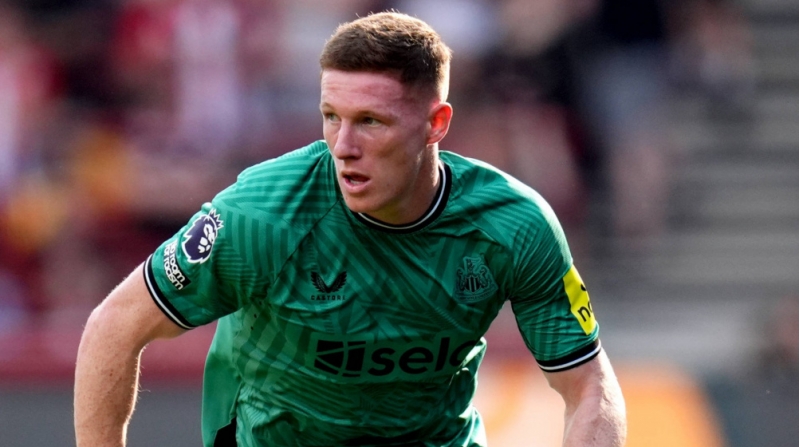 nottingem-futbolchusuna-qiymet-qoydu