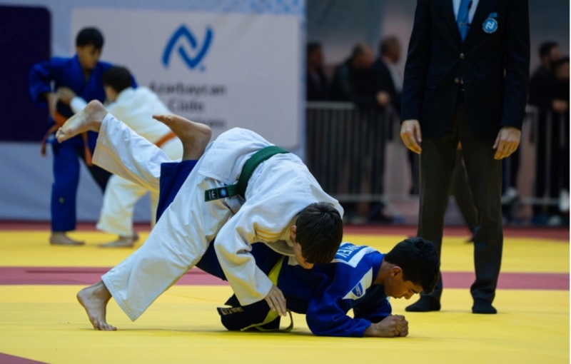 cudochular-arasinda-liqa-yarishina-yekun-vurulub