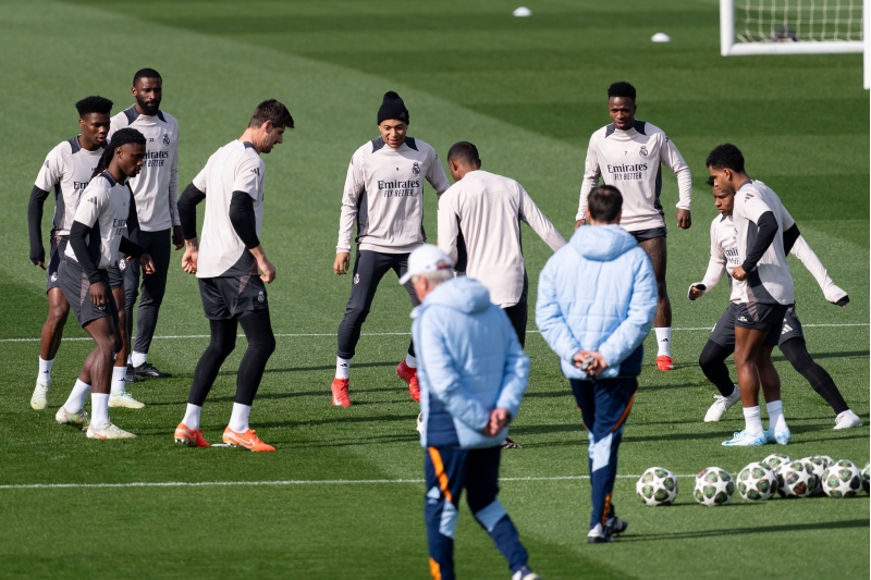 realin-uch-futbolchusu-klubdan-ayrilacaq