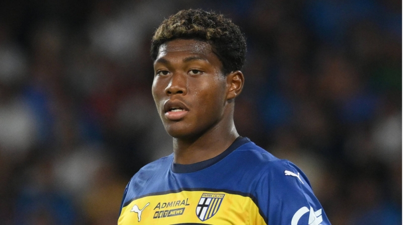 arsenal-parmaya-elchi-dushub