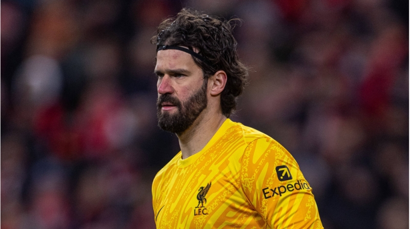 liverpulu-milana-deyishe-biler