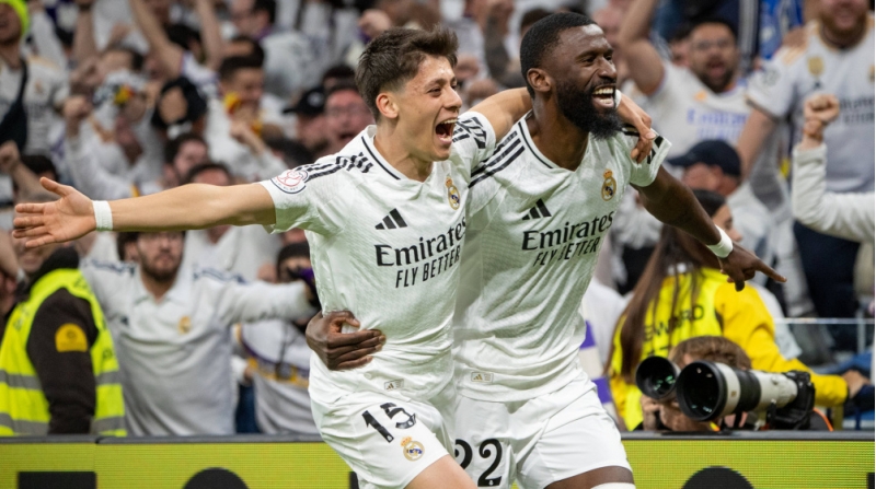 psj-gozunu-realin-futbolchusuna-dikib