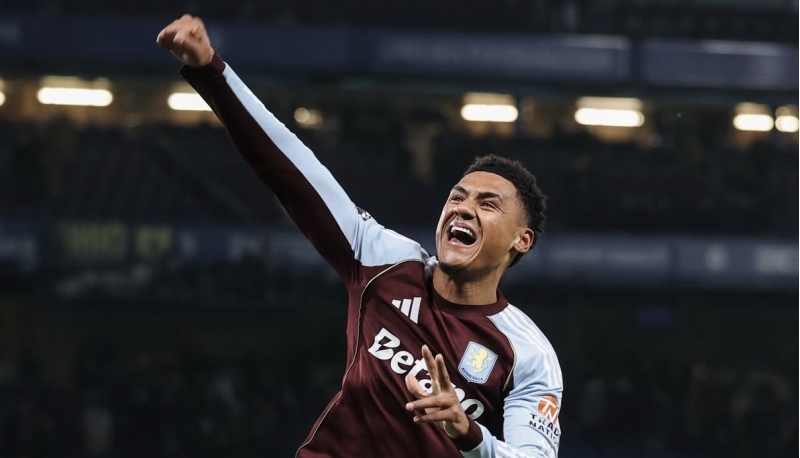 aston-villa-londondan-qelebe-ile-ayrildi