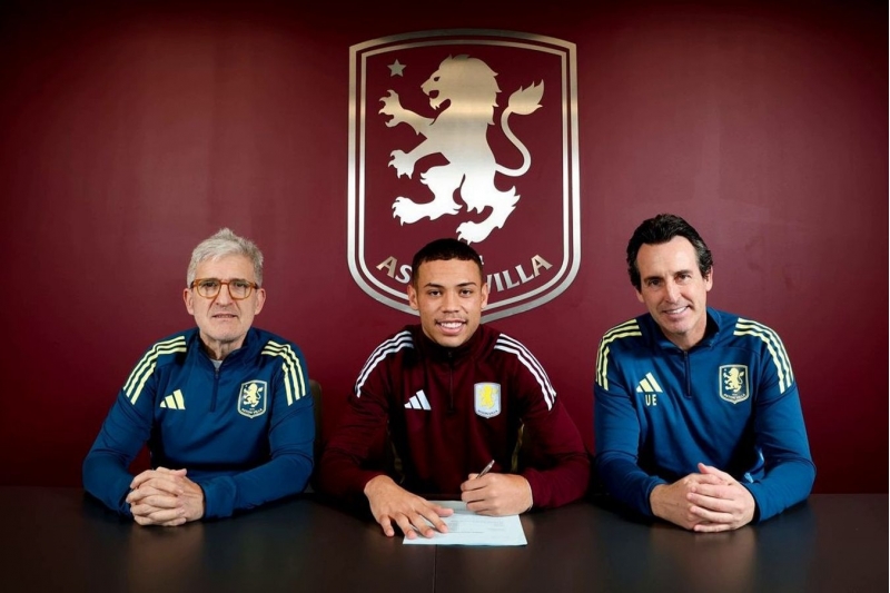 aston-villadan-yeni-transfer