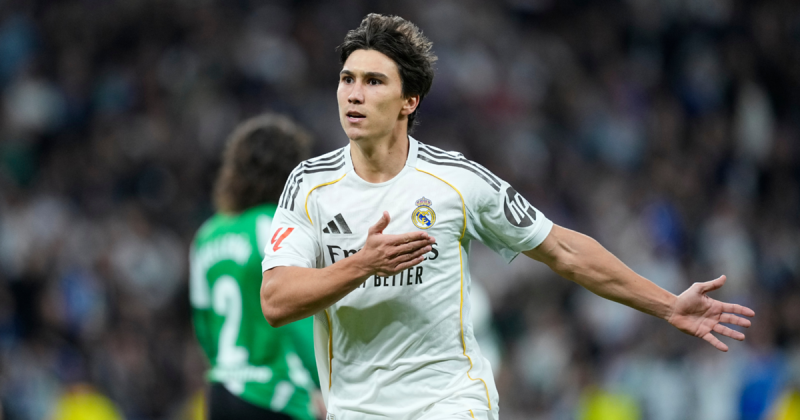 real-madrid-betisi-bele-usteledi