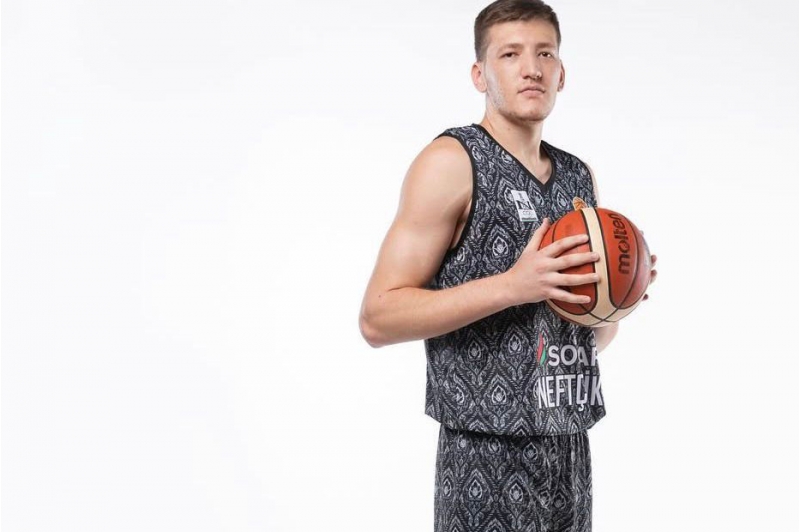 azerbaycan-klubunda-yeni-oyunchu