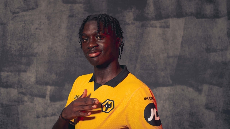 manchester-yunayted-maneni-transfer-etmek-isteyir