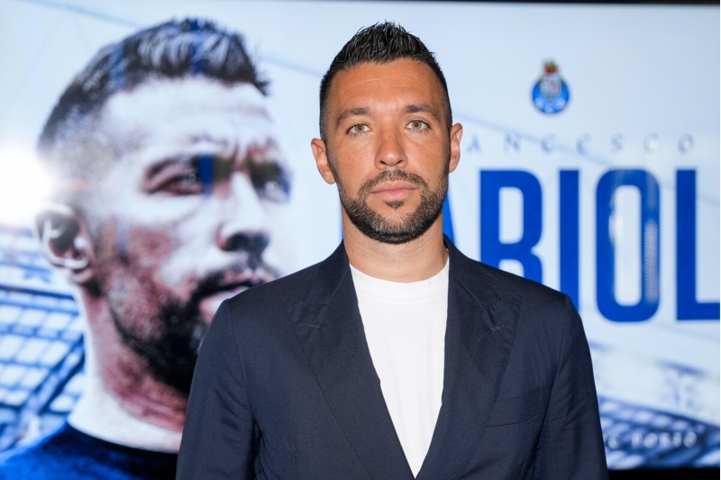 farioli-porto-ile-yeni-muqavile-imzaladi