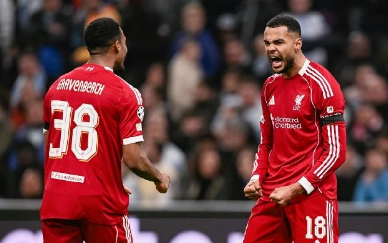 liverpuldan-inamli-qelebe-6